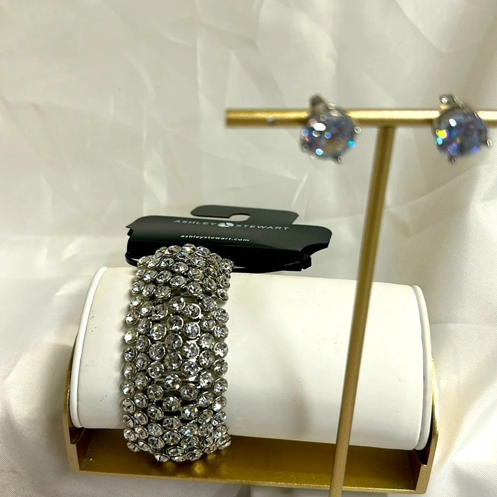 Ashley Stewart Thick Rhinestone Elastic Bracelet & Large Solitaire CZ Earrings